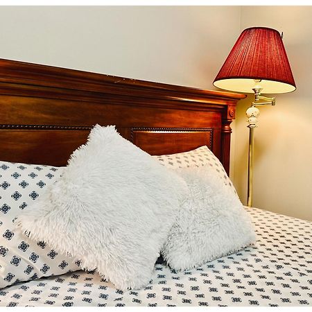 The Stays - Private Cozy 1 Bhr Apt On Main Floor Toronto Exteriör bild
